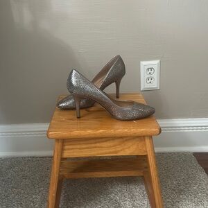 EUC women’s size 9 heels.  They are silver with tiny rhinestones